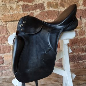 Kiefer Action 18" Sitzgröße 2